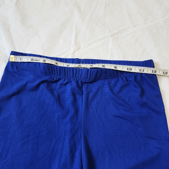 Capelle Loose Fit Top & Biker Short Set - Picture 9 of 15